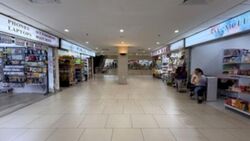 Lucky Plaza (D9), Shop House #628802601